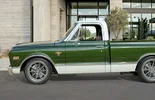 Two-Tone Painted Roof & Rocker Panel