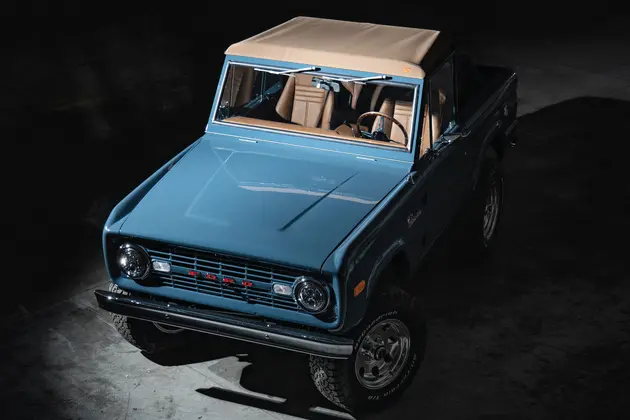 Velocity 4-Point Roll Cage & Bikini Top
