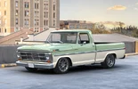 Two-Tone Paint with Beltline Trim
