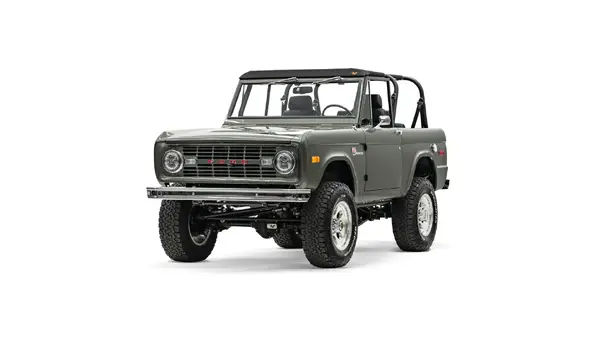 1971 Velocity Ford Bronco_4 Drivers Side Front 