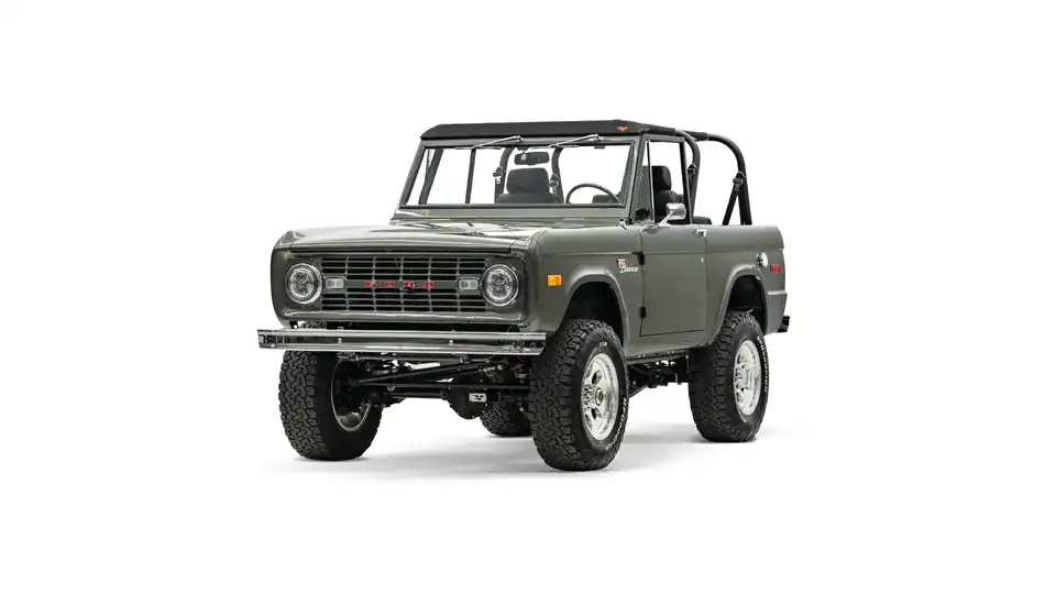 1971 Velocity Ford Bronco_4 Drivers Side Front 