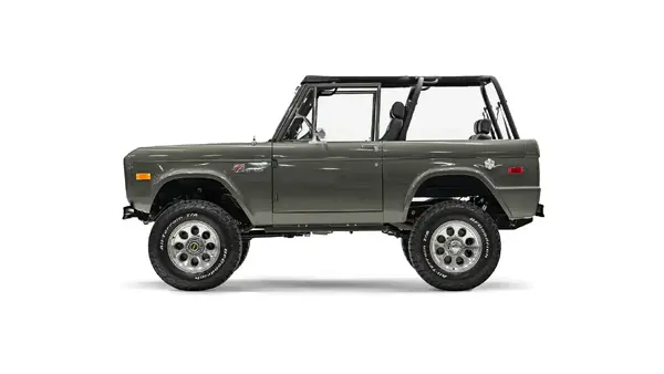 1971 Velocity Ford Bronco_2 Drivers Side 