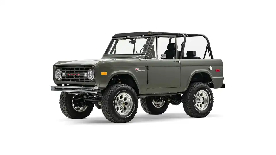 1971 Velocity Ford Bronco_3 Drivers Side Front 3.4