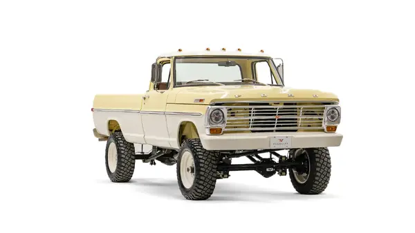 1971 Yellow Ford F250 Highboy_6 Passenger Side Front 