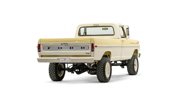 1971 Yellow Ford F250 Highboy_10 Passenger Side Rear
