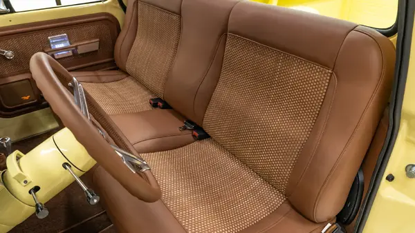 1971 Yellow Ford F250 Highboy_22 Interior