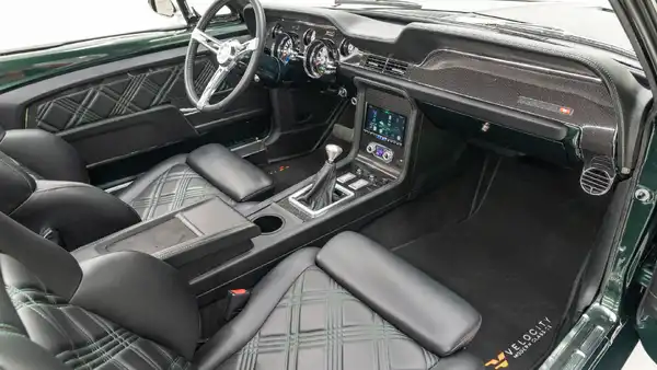 1968 Classic Ford Mustang_18 Passenger Side Interior