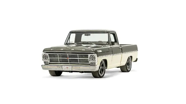 1972 Classic Ford F100_4 Drivers Side Front 