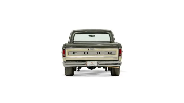 1972 Classic Ford F100_11 Rear Tailgate