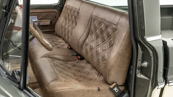 1972 Classic Ford F100_17 Front Interior