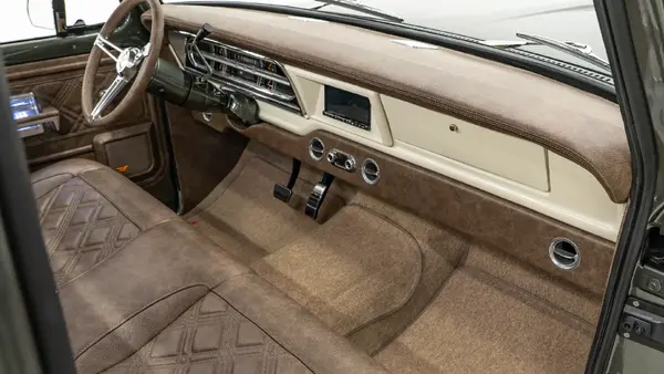 1972 Classic Ford F100_18 Passenger Side Interior