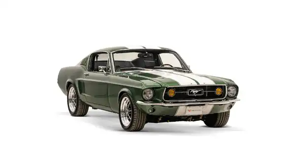 1968 Classic Ford Mustang_6 Passenger Side Front 