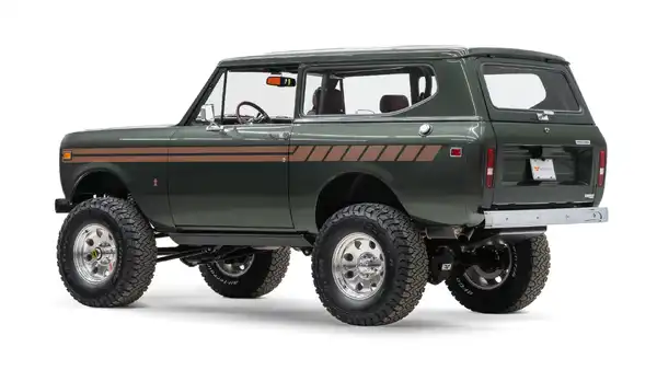 1973 Classic IH Scout II_13 Driver Side Rear 3.4