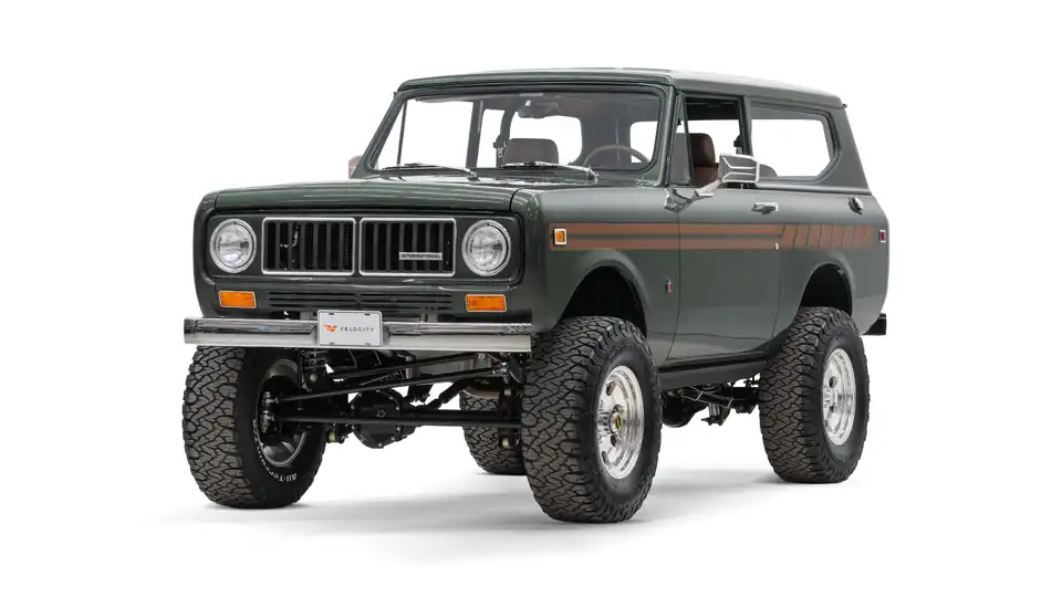 1973 Classic IH Scout II_4 Drivers Side Front 