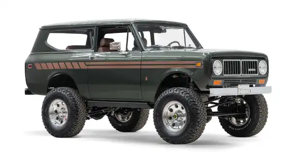 1973 Classic IH Scout II_7 Passenger Side Front  3.4