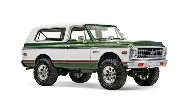 1970 Chevrolet K5 Blazer Hardtop_7 Passenger Side Front  3.4