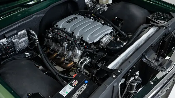 1970 Chevrolet K5 Blazer Hardtop_26 5.0L Ford Coyote Engine