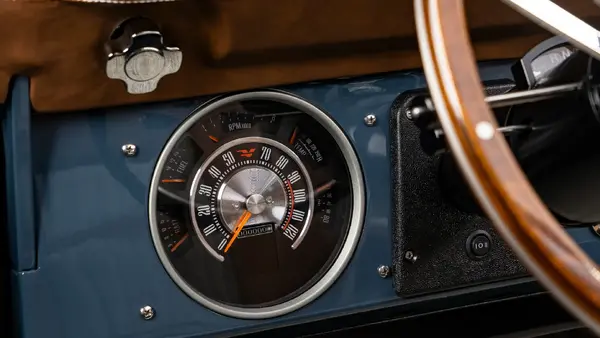 1968 Classic Ford Bronco Ranger Package_15 Dakota Digital Gauges