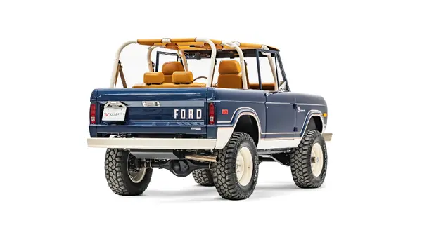 1970 Early Ford Bronco Ranger_10 Passenger Side Rear