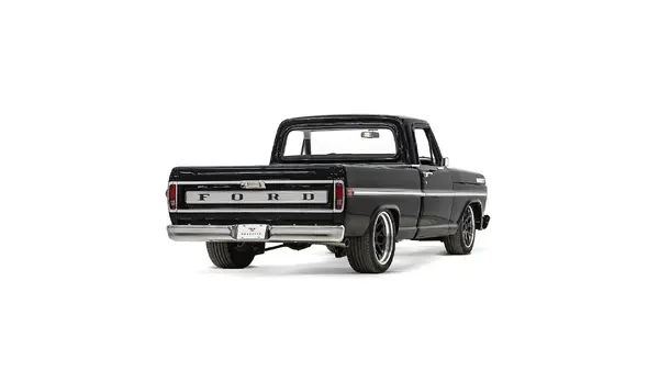 Black Street F100 Right Rear 1 4