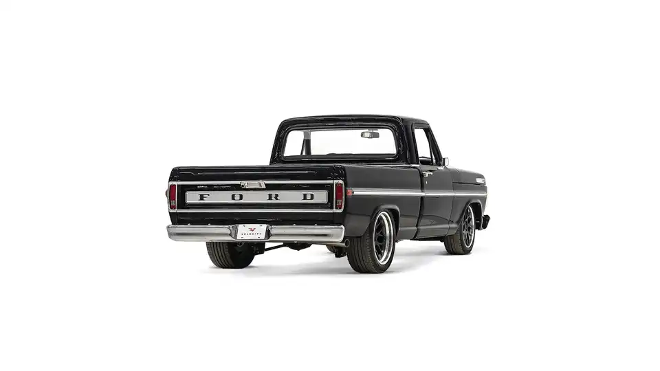 Black Street F100 Right Rear 1 4