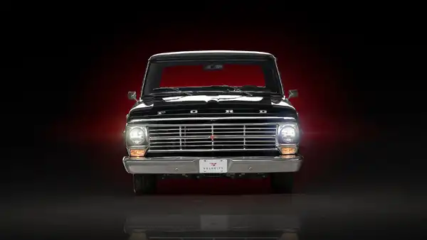 1970 Black Ford F100_5 Front