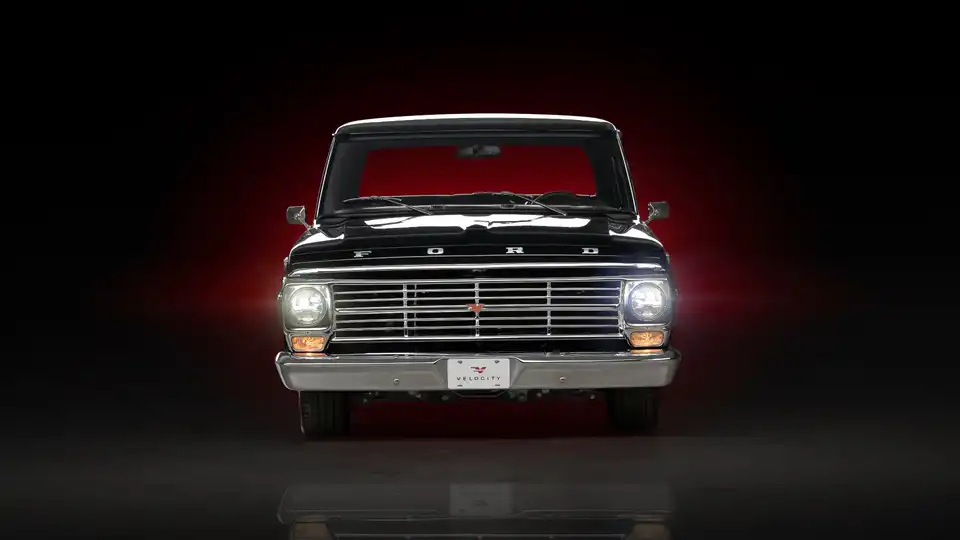 1970 Black Ford F100_5 Front