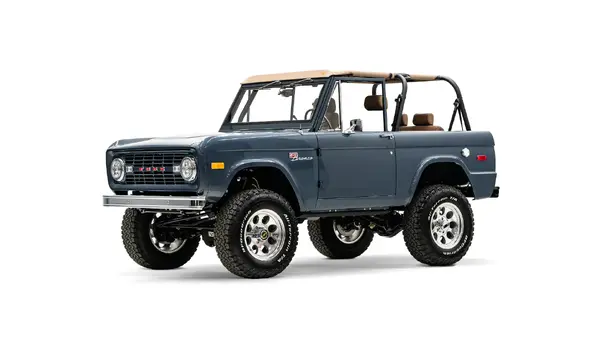 1971 Vintage Ford Bronco Anvil Gray_3 Drivers Side Front 3.4