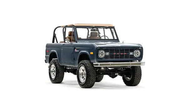 1971 Vintage Ford Bronco Anvil Gray_6 Passenger Side Front 