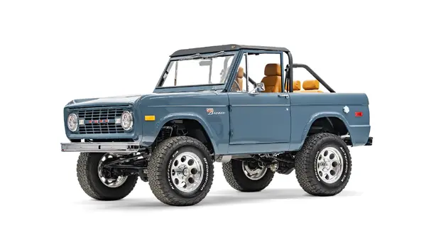1971 Vintage Ford Bronco_3 Drivers Side Front 3.4