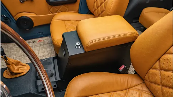 1971 Vintage Ford Bronco_17 Front Interior