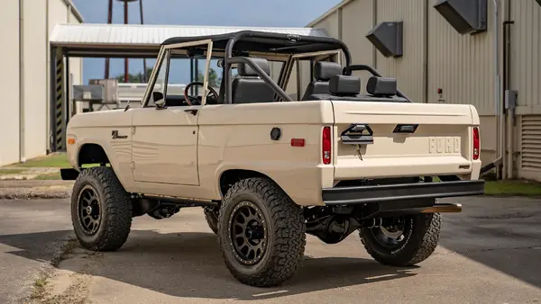 Early Ford Bronco For Sale_0000s_0036_DSC0007
