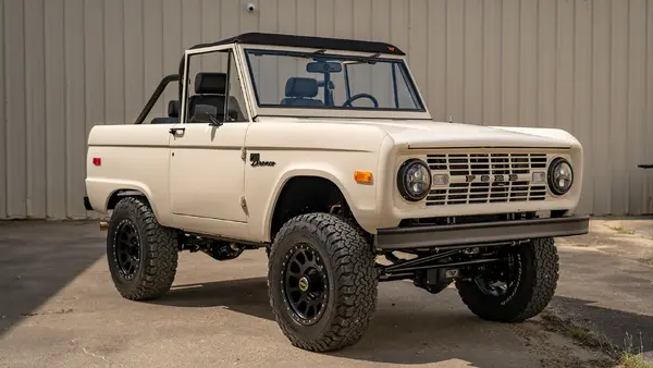 Early Ford Bronco For Sale_0000s_0033_DSC0010