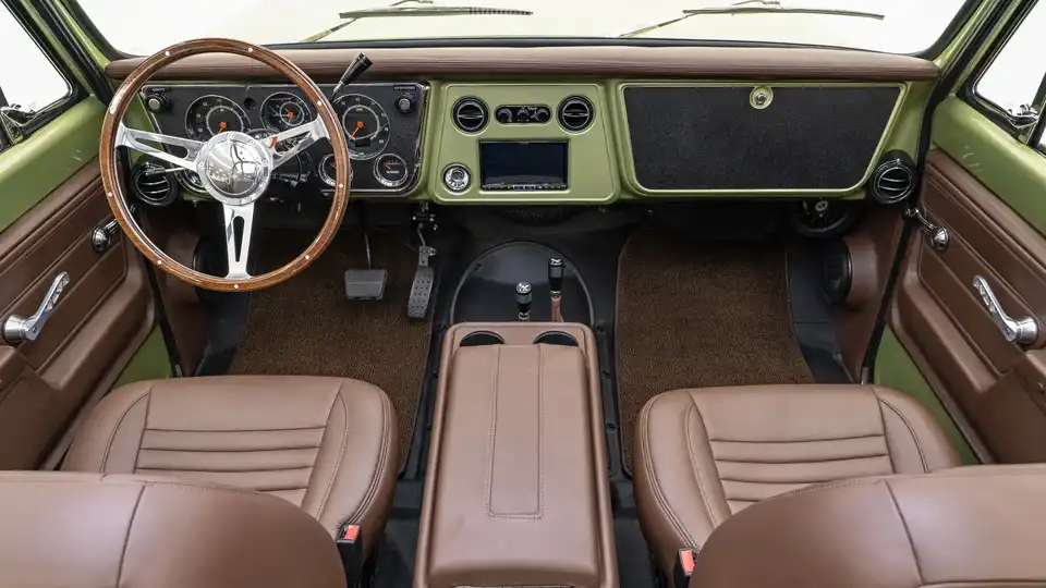 1970 Chevrolet K5 Blazer_17 Front Interior