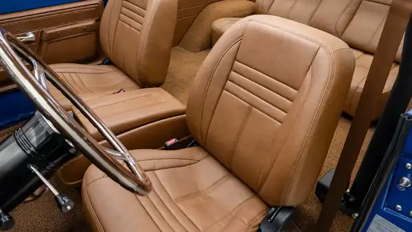 1972 Chevy K5 Blazer_17 Front Interior