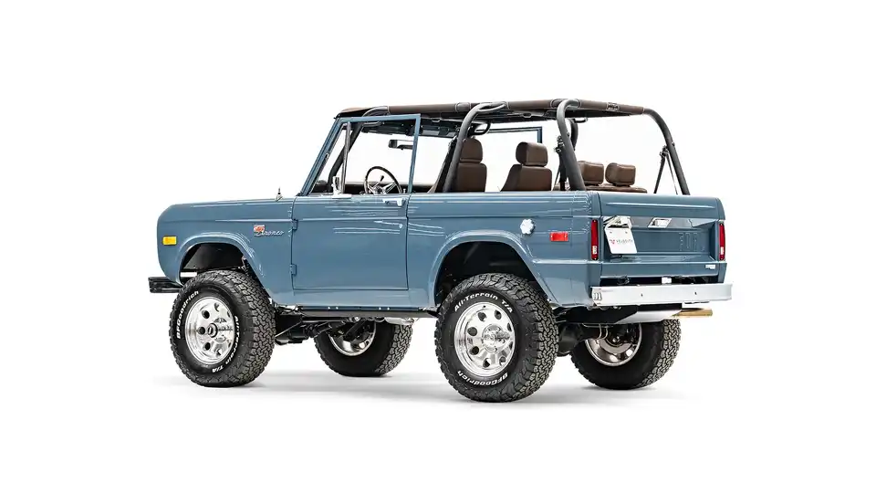 8416 1975 Ford Bronco Velocity Racing Green Main Card (6)