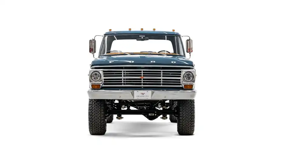 1970 Ford F250 Highboy_5 Front