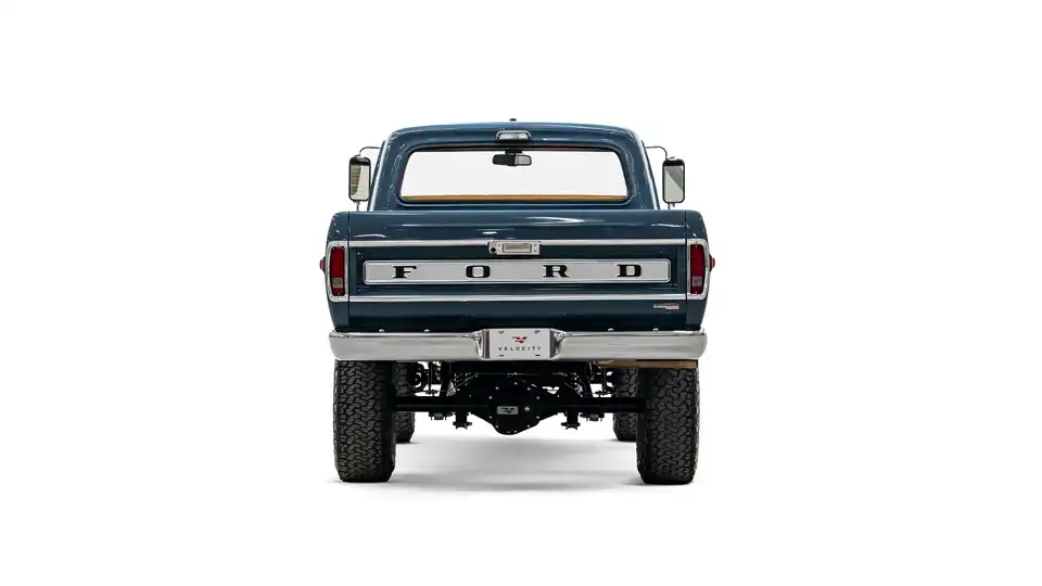 1970 Ford F250 Highboy_11 Rear Tailgate