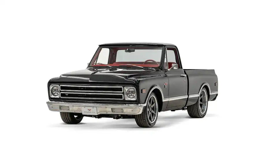 1971 Chevrolet C10 Truck_4 Drivers Side Front 