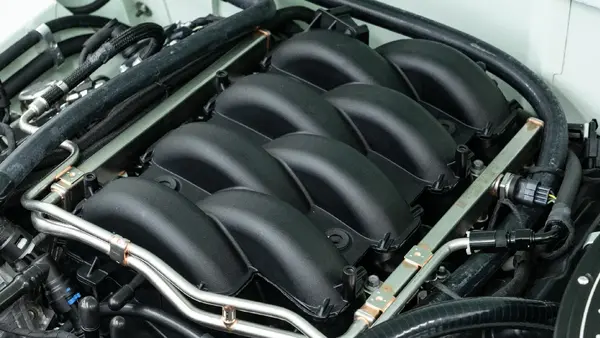 Mint Classic Ford Bronco_26 5.0L Ford Coyote Engine