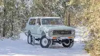 Classic Chevy K5 Blazer Mint Snow