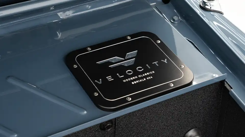 1971 Classic Ford Bronco_28 V8 Coyote Engine