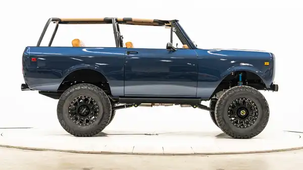 1973 IH Scout_8 Passenger Side