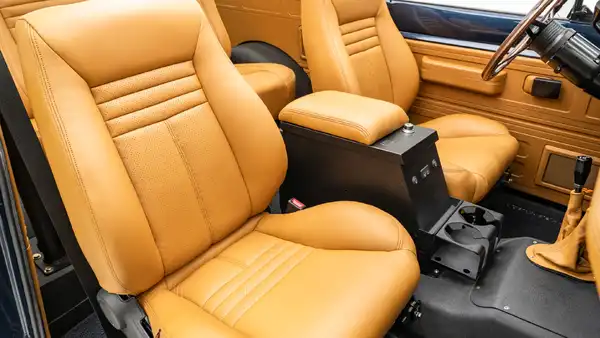 1973 IH Scout_22 Interior