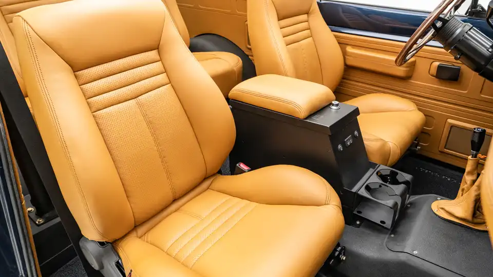1973 IH Scout_22 Interior