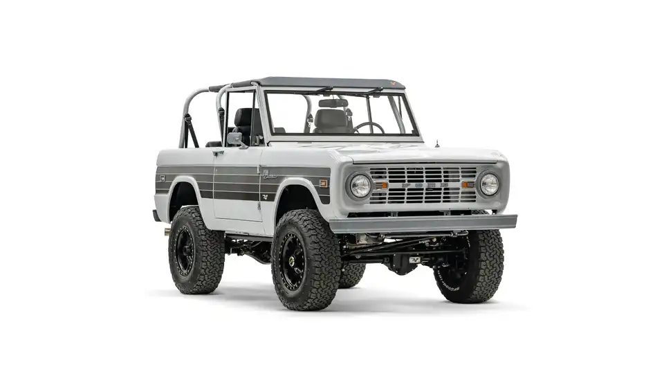 Velocity Heritage Series 1977 Ford Bronco For Sale_6 Passenger Side Front 
