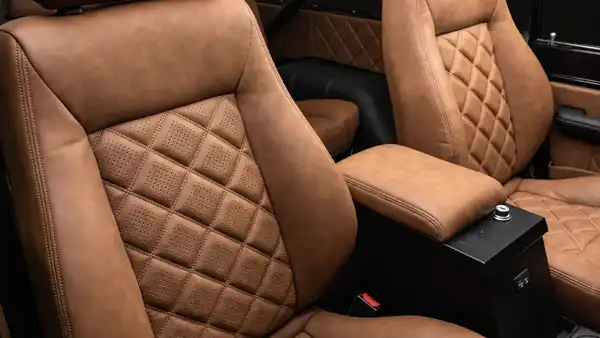 1975 Black Ford Bronco_17 Front Interior