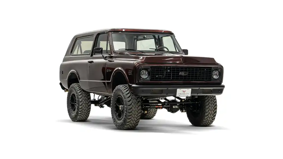 Tom Segura's 1971 Chevy K5 Blazer_6 Passenger Side Front 
