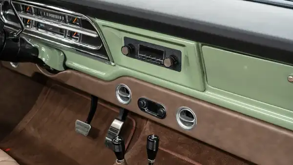 1972 Boxwood Green Ford F250 For Sale_19 Interior