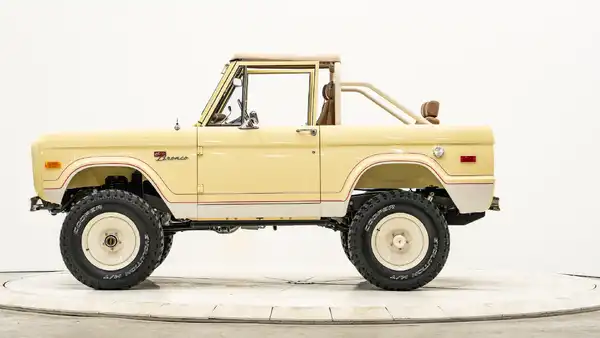 1967 Vintage Ford Bronco For Sale_2 Drivers Side 